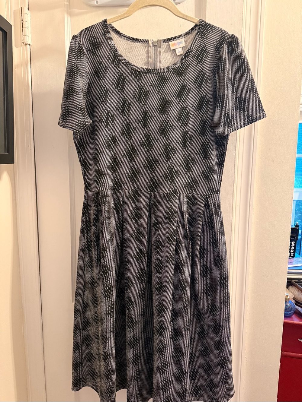 LuLaRoe Black and White Geometric Short-Sleeve Midi Dress